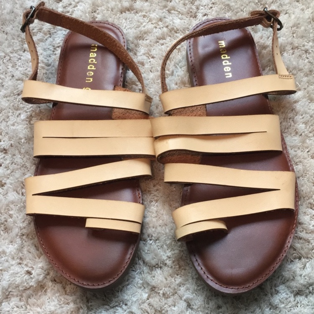 Madden girl Sandals